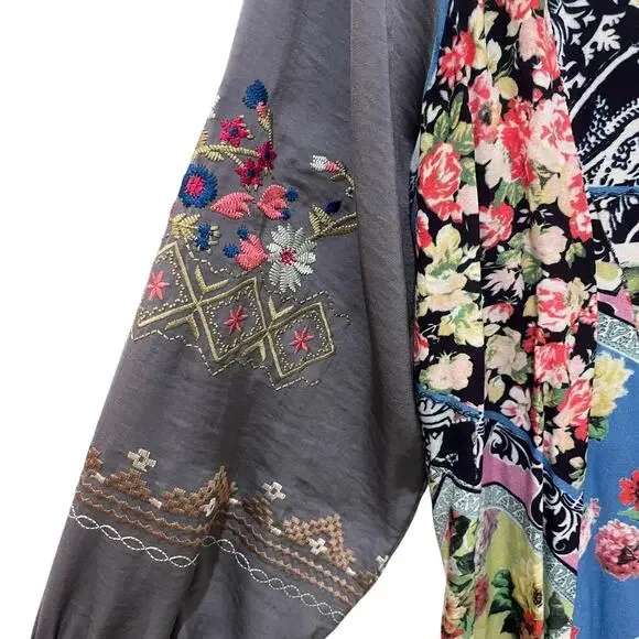 John Mark Shirt Womens Large Gray Embroidered Floral Boho Tunic Top Blouse - Picture 4 of 10